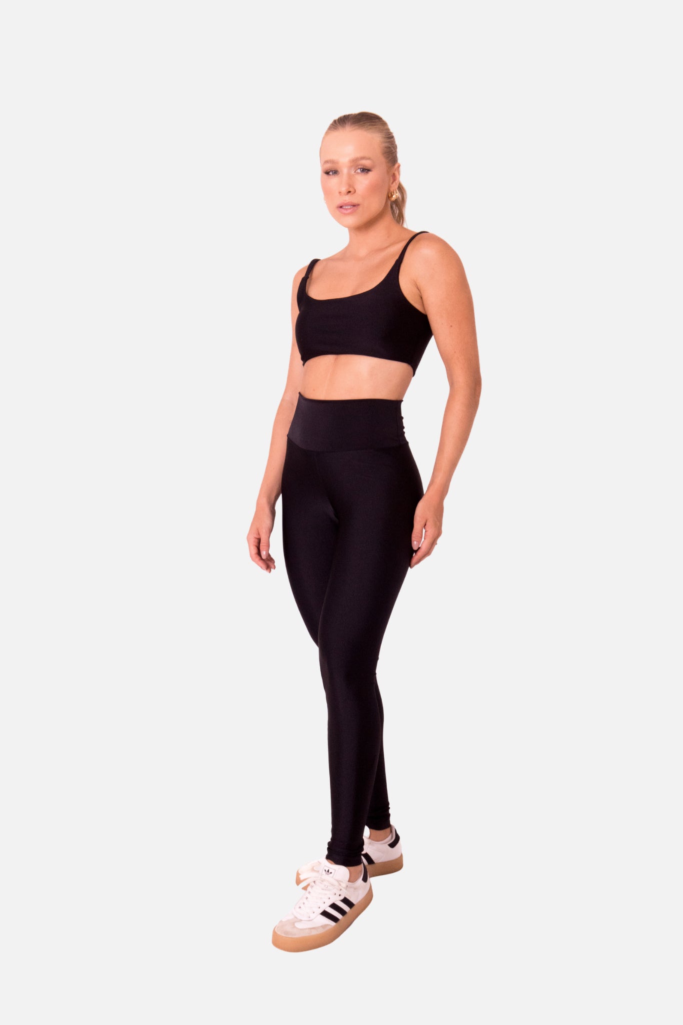 Conjunto clássico preto HYRO