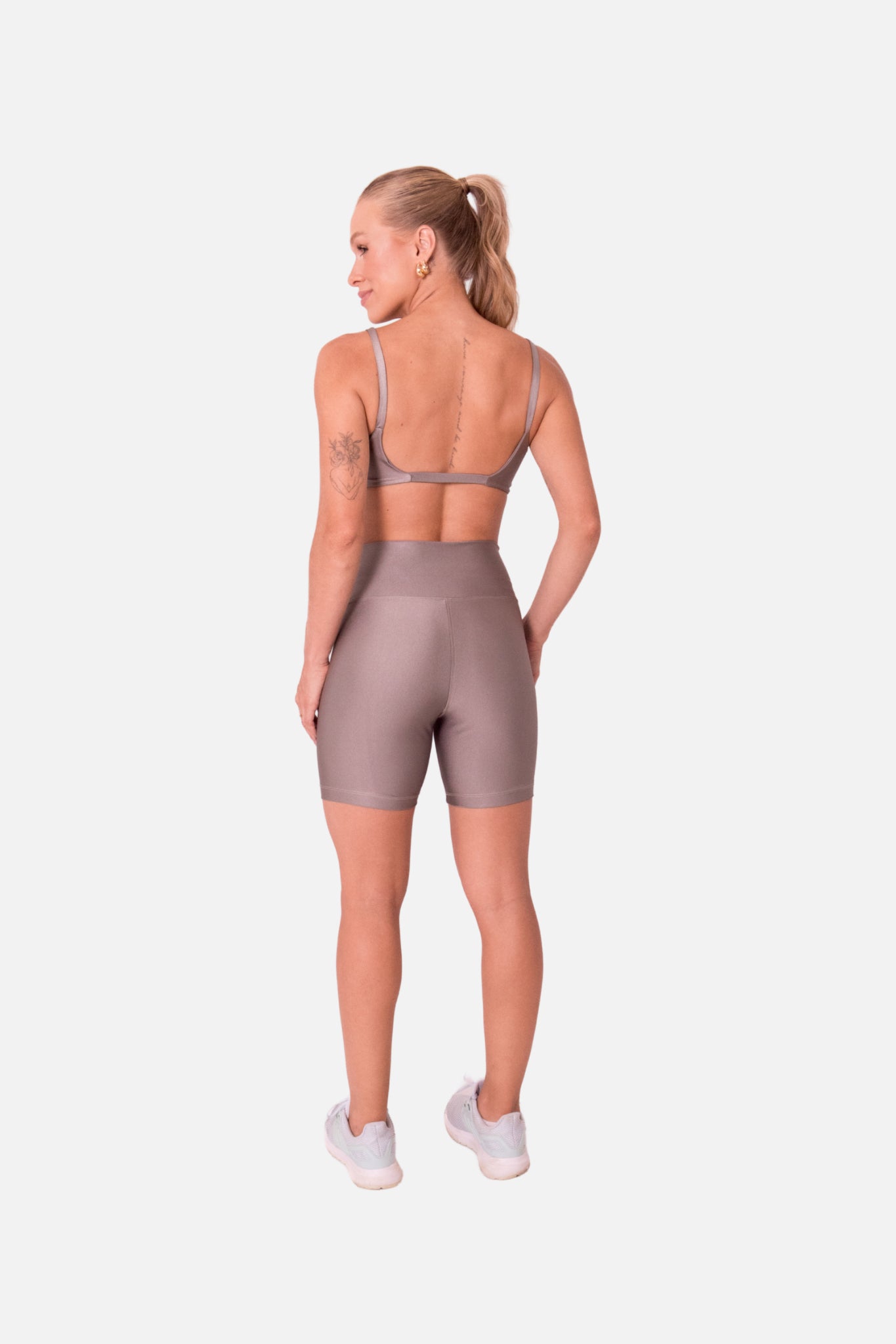 Conjunto Short Cinza Cintilante HYRO